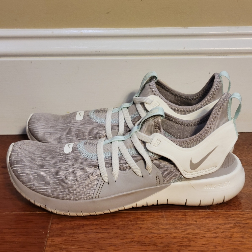 Nike Flex Contact 3 Women's Running Shoes, Size 6